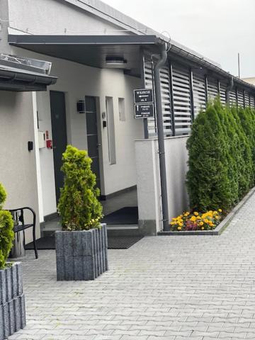 Hostel Adabet Kepno Eksteriør bilde