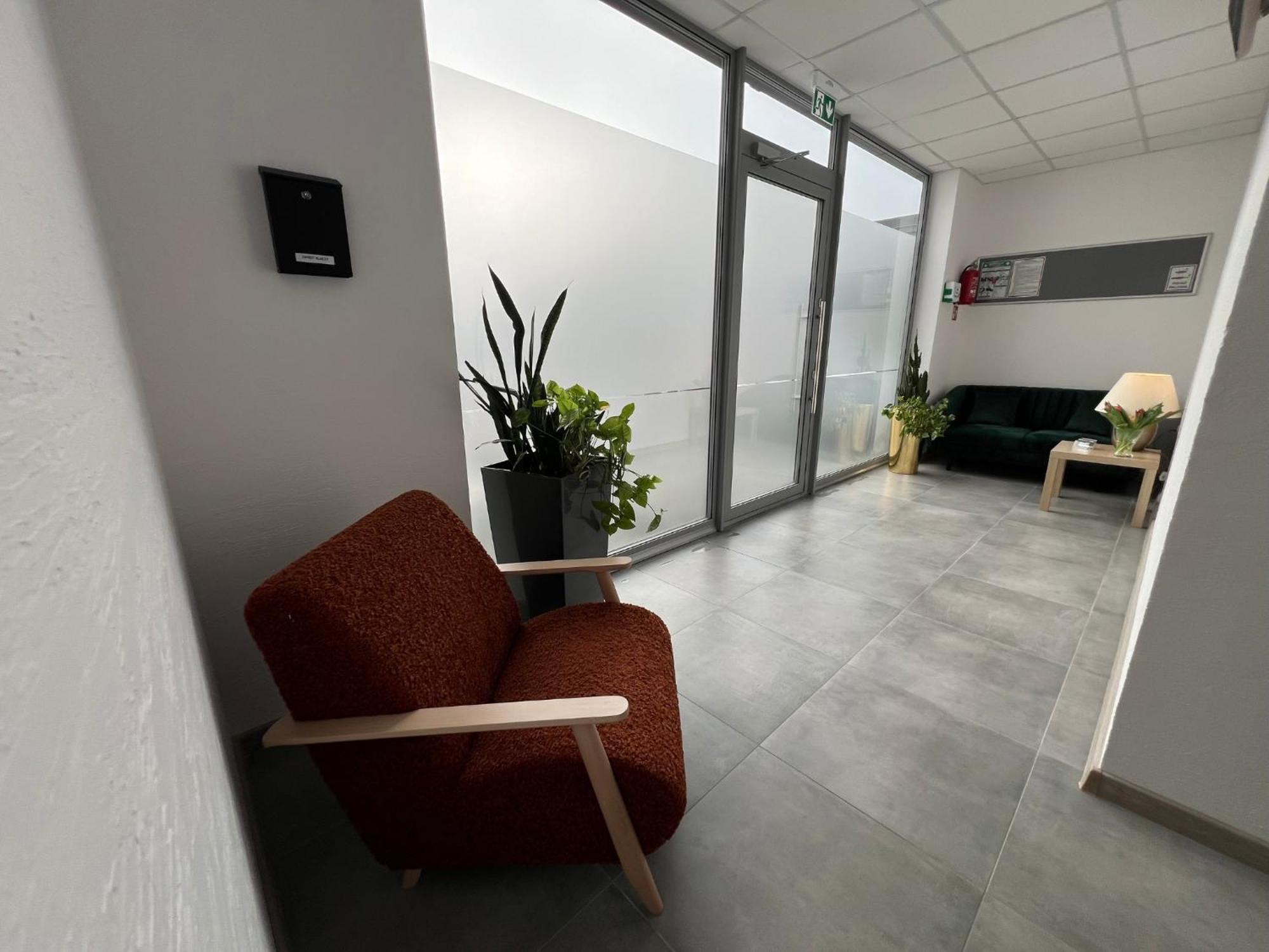 Hostel Adabet Kepno Eksteriør bilde